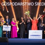 Nagrodzeni za I, II i III miejsce w kategorii "gospodarstwo średnie"