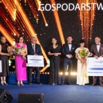 Nagrodzeni za I, II i III miejsce w kategorii "gospodarstwo duże"